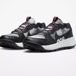 Nike Trail/ Hiking Shoes 
Used but in great condition! Only used twice!